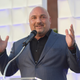 Illustration for article titled Jay Glazer Has An Idea For Making NFL Officiating Infinitely Dumber